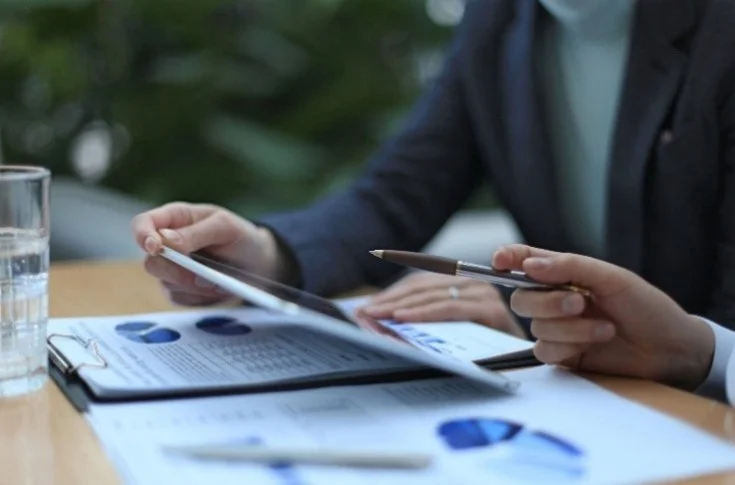 Performance Evaluation and Risk Management Services